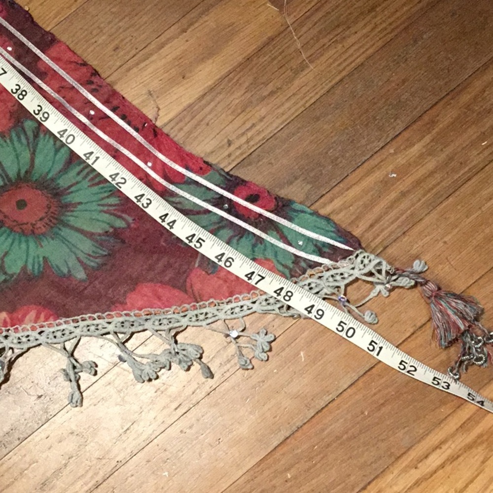 MANYUS Doubleweave Cotton Shawl with Charming Fringe. - Picture 10 of 10